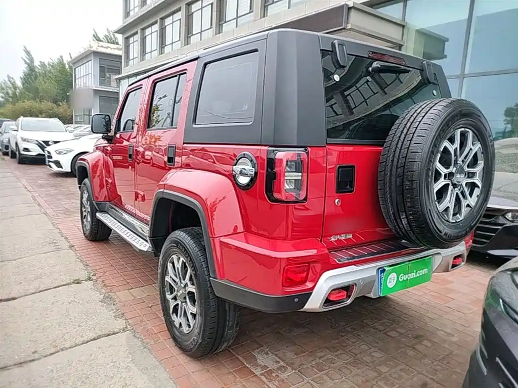 BAIC BJ40 2.0 T Auto 4 WD City Hunter Swordsman