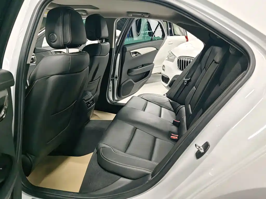 Cadillac ATS-L 28 T Fashion