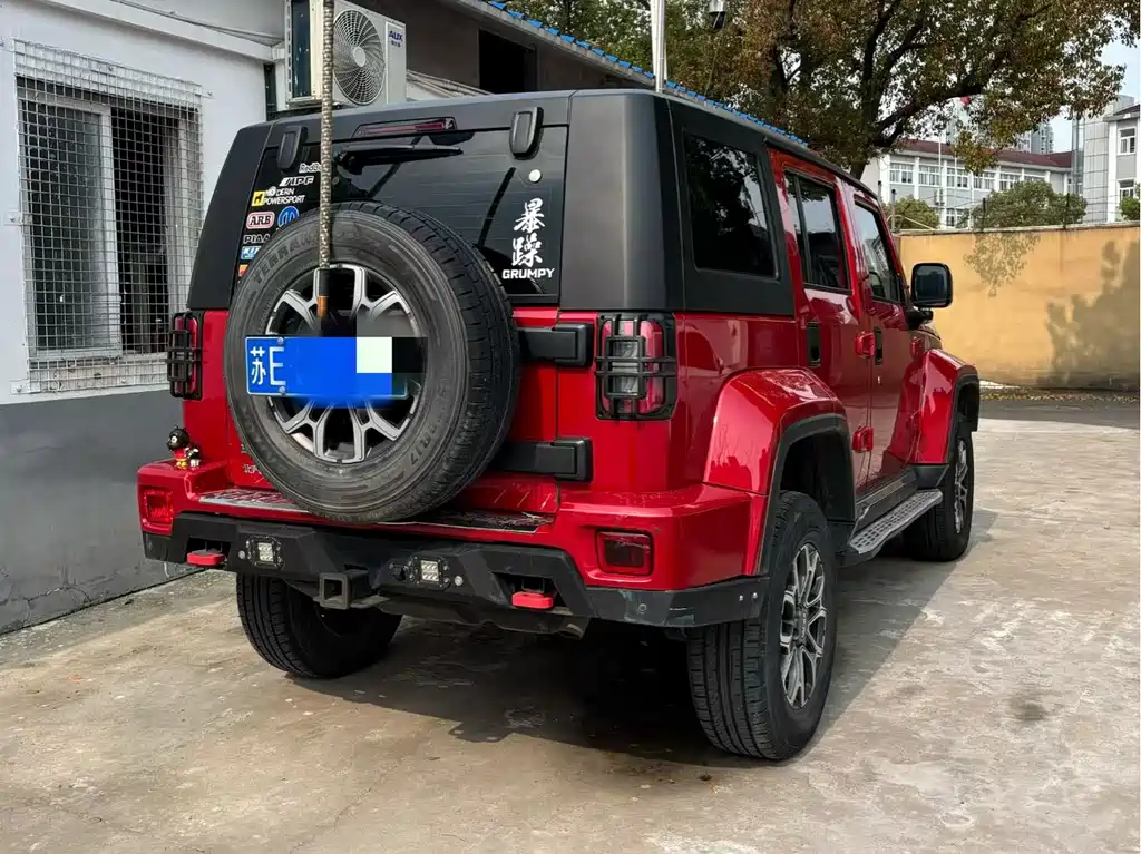 BAIC BJ40 2.0 T Auto 4 WD City Hunter Swordsman