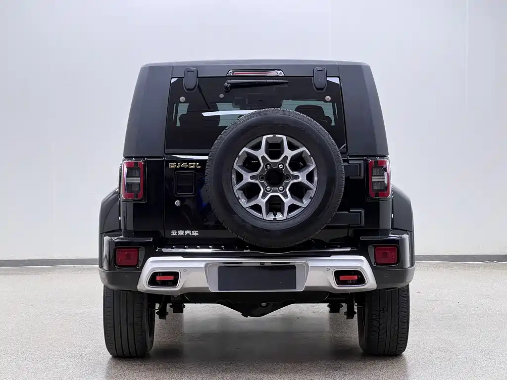 BAIC BJ40 PLUS 2.3 T Auto 4 WD Premium CN-VI