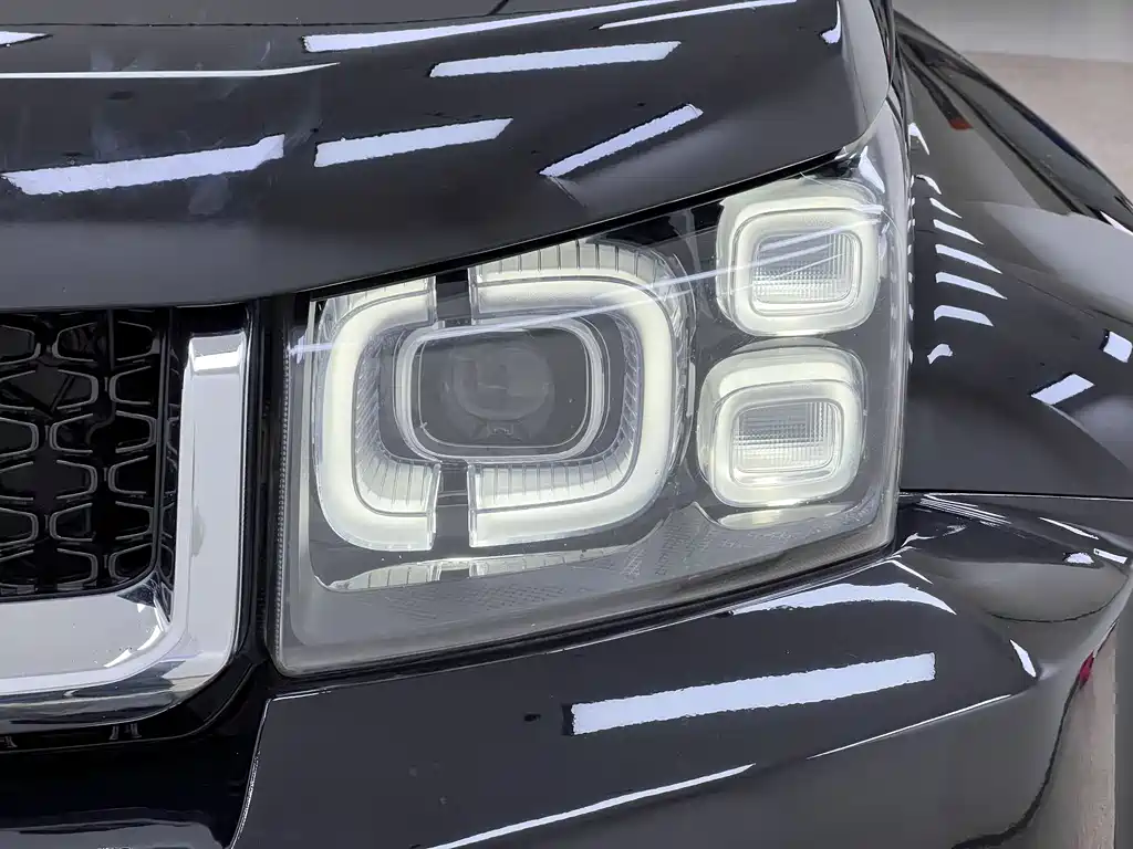 BAIC BJ40 PLUS 2.3 T Auto 4 WD Premium CN-VI