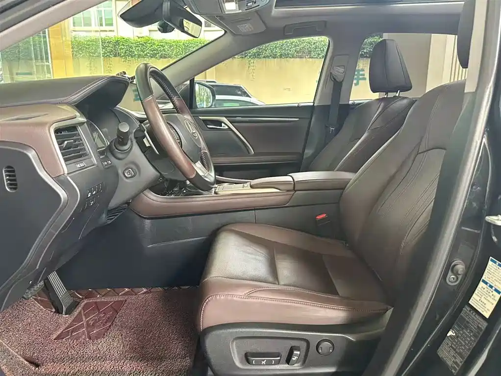 Lexus RX 300 4 WD Elegant CN-V