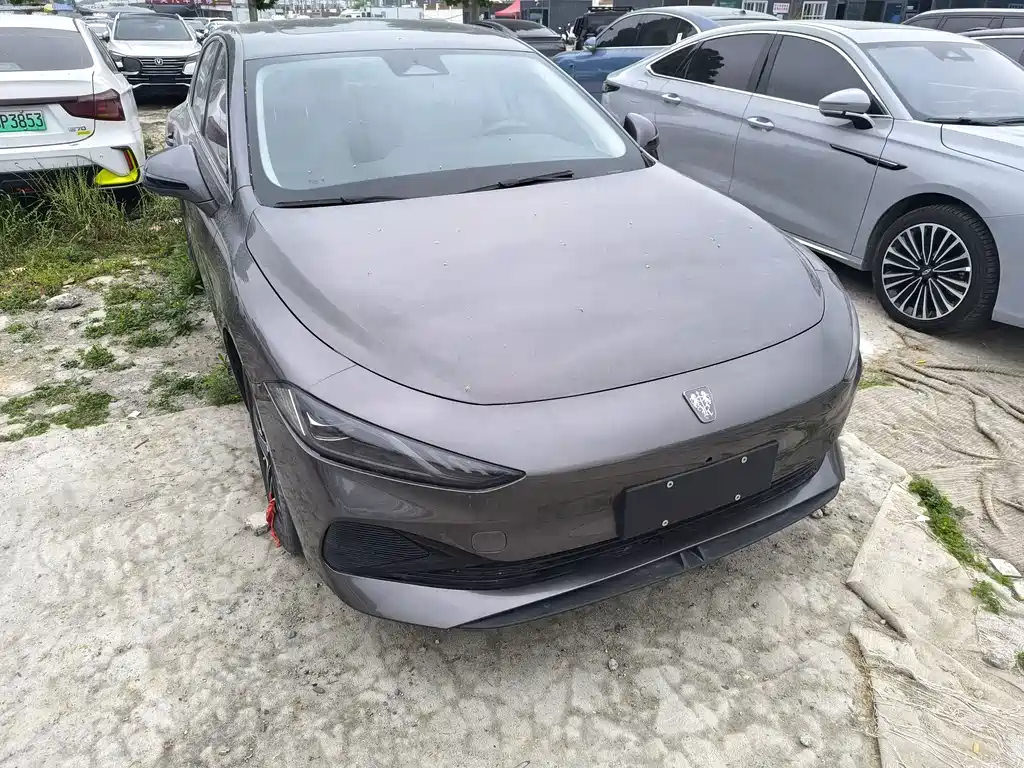 Roewe D7 DMH 125 km Transcend