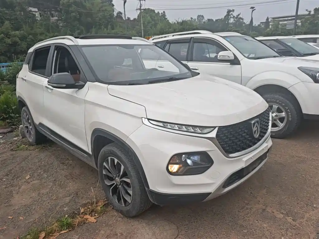 Baojun 510 1.5 L Auto Enjoyment CN-V