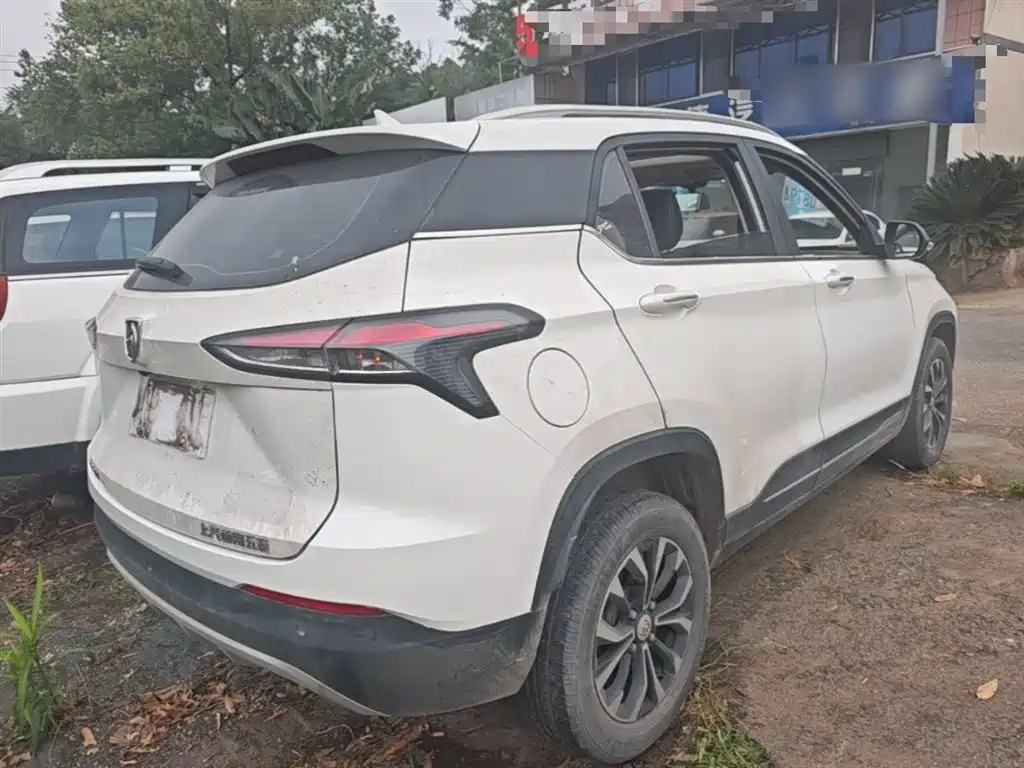 Baojun 510 1.5 L Auto Enjoyment CN-V