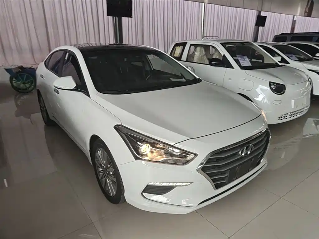 Mistra 1.8 L Auto Intelligent GLS CN-V