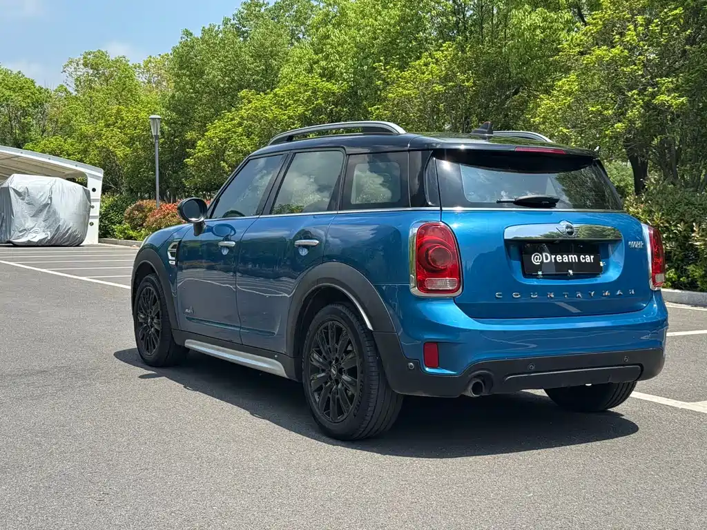 MINI COUNTRYMAN 1.5 T COOPER ALL4 Traveller