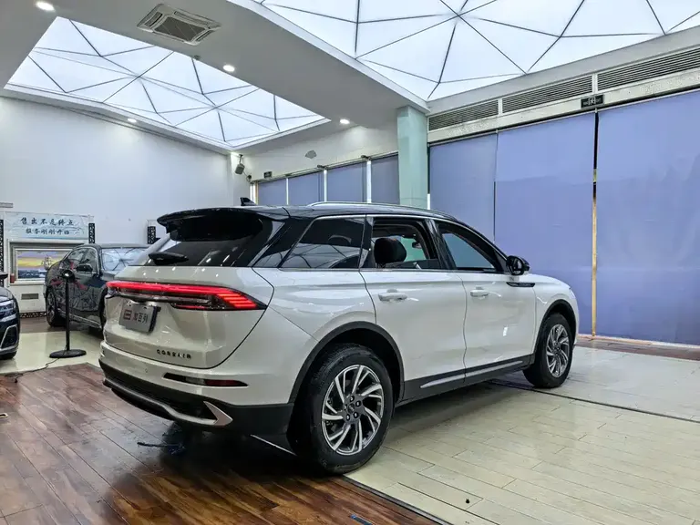 Lincoln Corsair 2.0 T 2 WD Premium