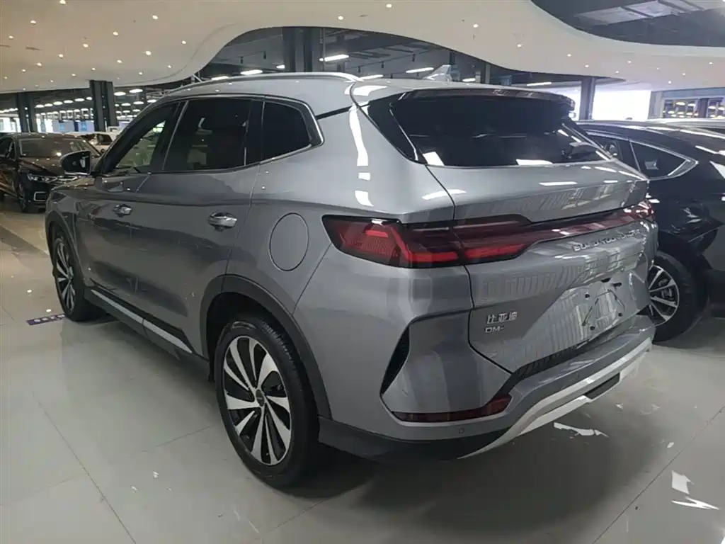 Song PLUS NEV Glory DM-i 110 km Flagship PLUS