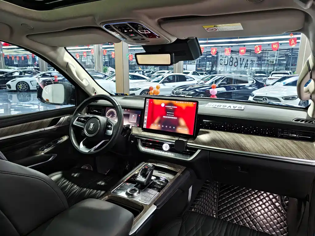 Tank 500 3.0 T Sport Realm 5-seat