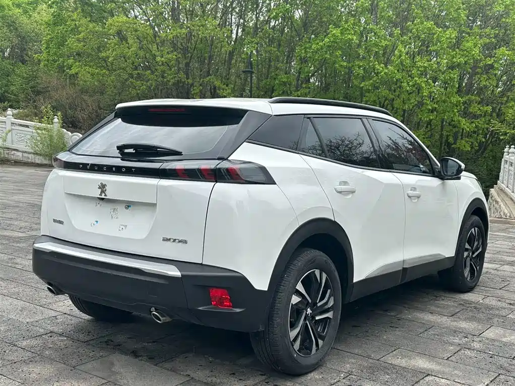 Peugeot 2008 2022 230 THP THE ONE