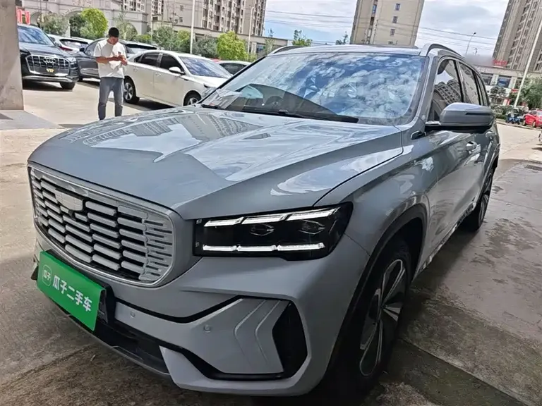 Geely Xingyue L 1.5 T Thor Hi·F Hybrid Hybrid Super Swift