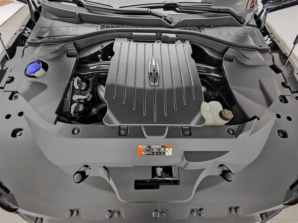 Aviator 3.0 T V6 4 WD Premium