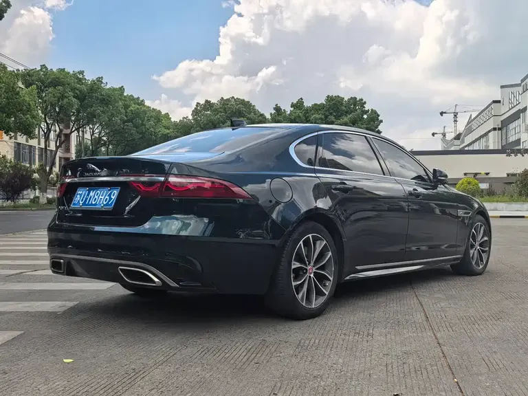 Jaguar XFL XFL 2.0 T P250 2 WD Elite Sport