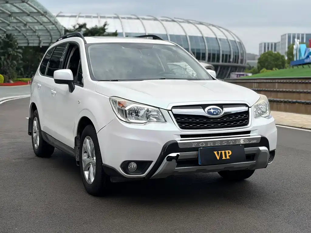 Forester 2.5 i Auto Elite