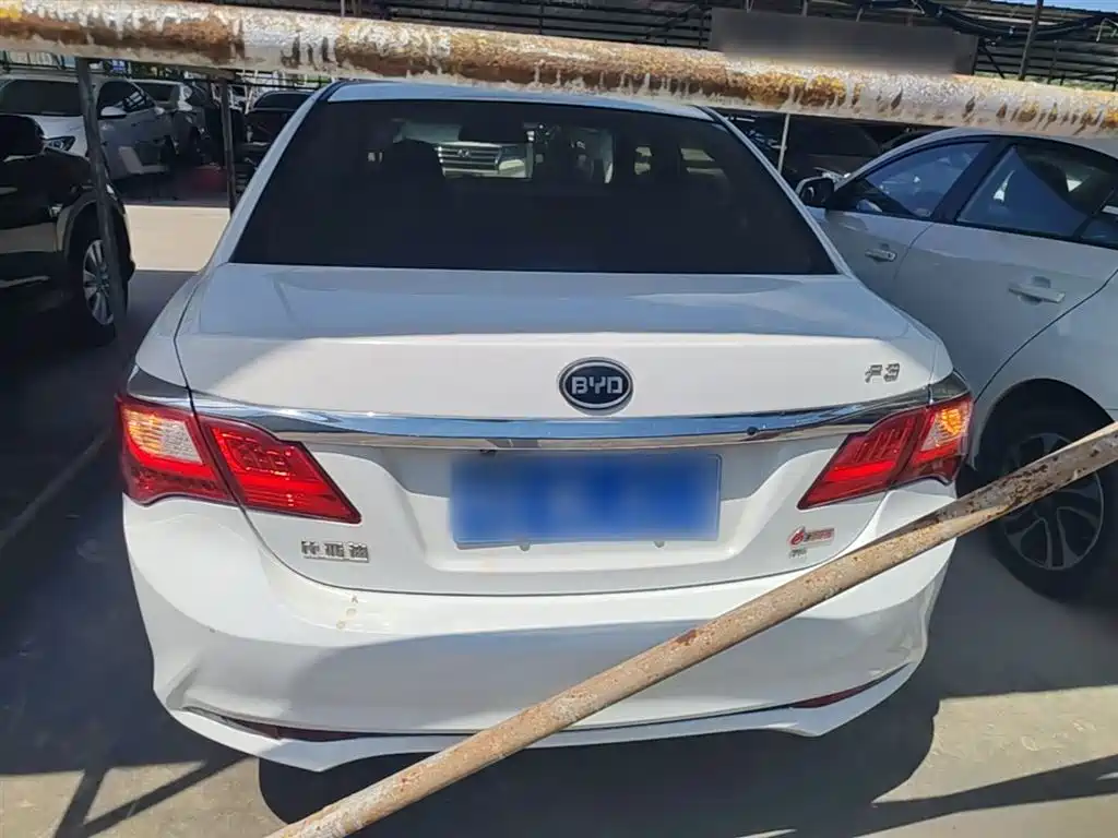 BYD F3 比亚迪F3 2016款 1.5 L 自动豪华型