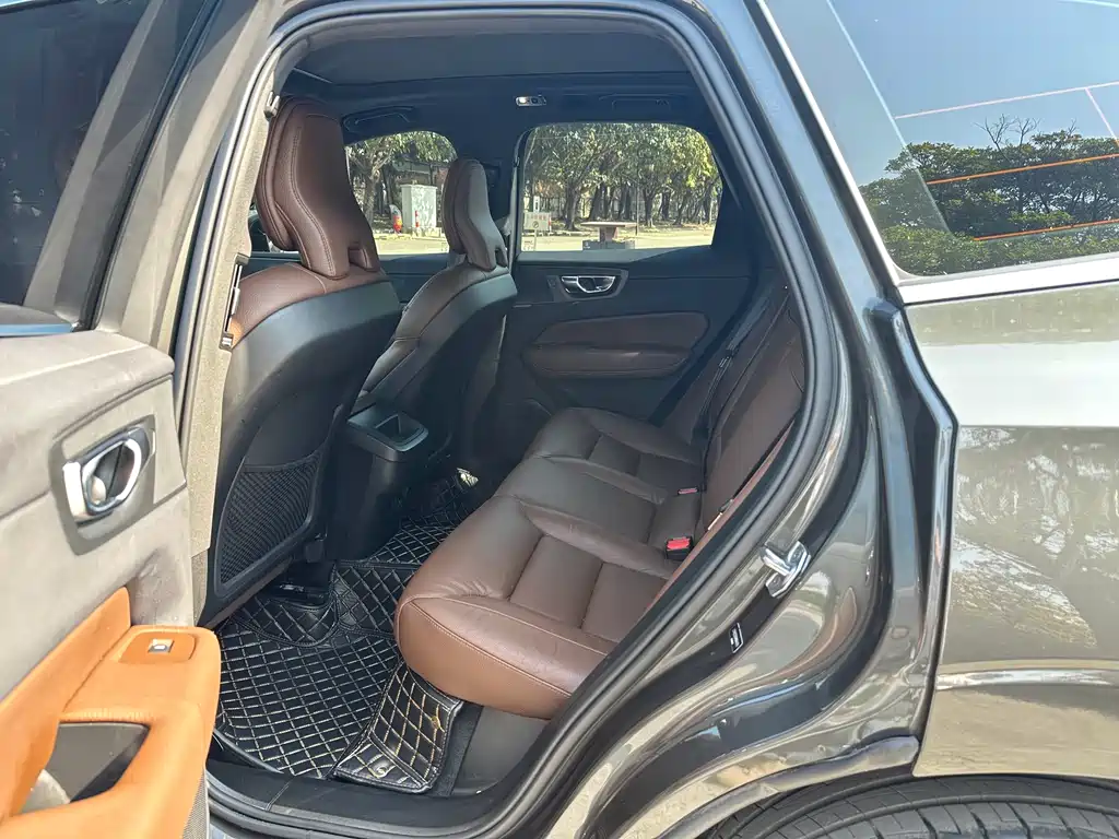 Volvo XC60 T5 4 WD Smart Vision Luxury
