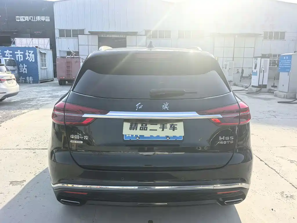 Hongqi HS5 Facelift 2.0 T Connected Flagship Enjoyment 4 WD