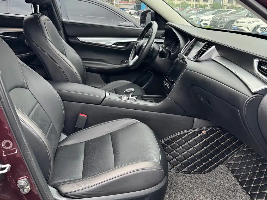 Infiniti QX50 2.0 T 4 WD Elite