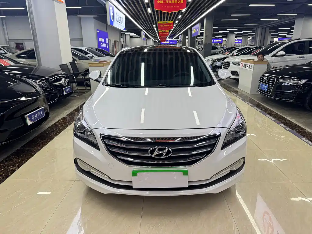 Mistra 1.8 L Auto Intelligent GLS
