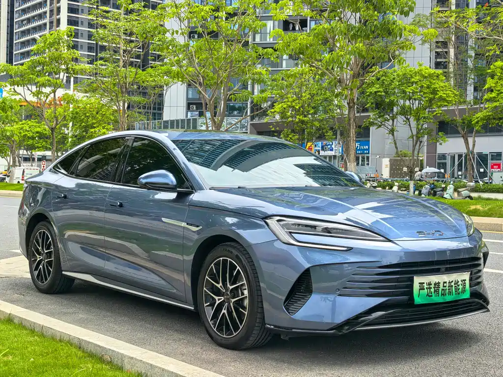 Seal 07 DM-i DM-i 1.5 L 125 km Luxury