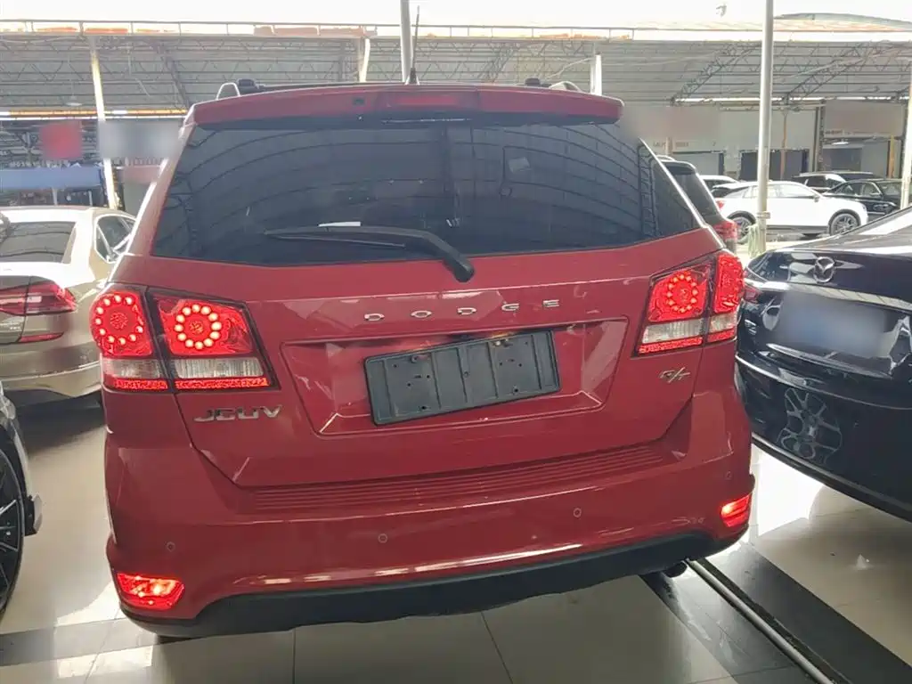 Journey 2.4 L 2 WD Premium Style