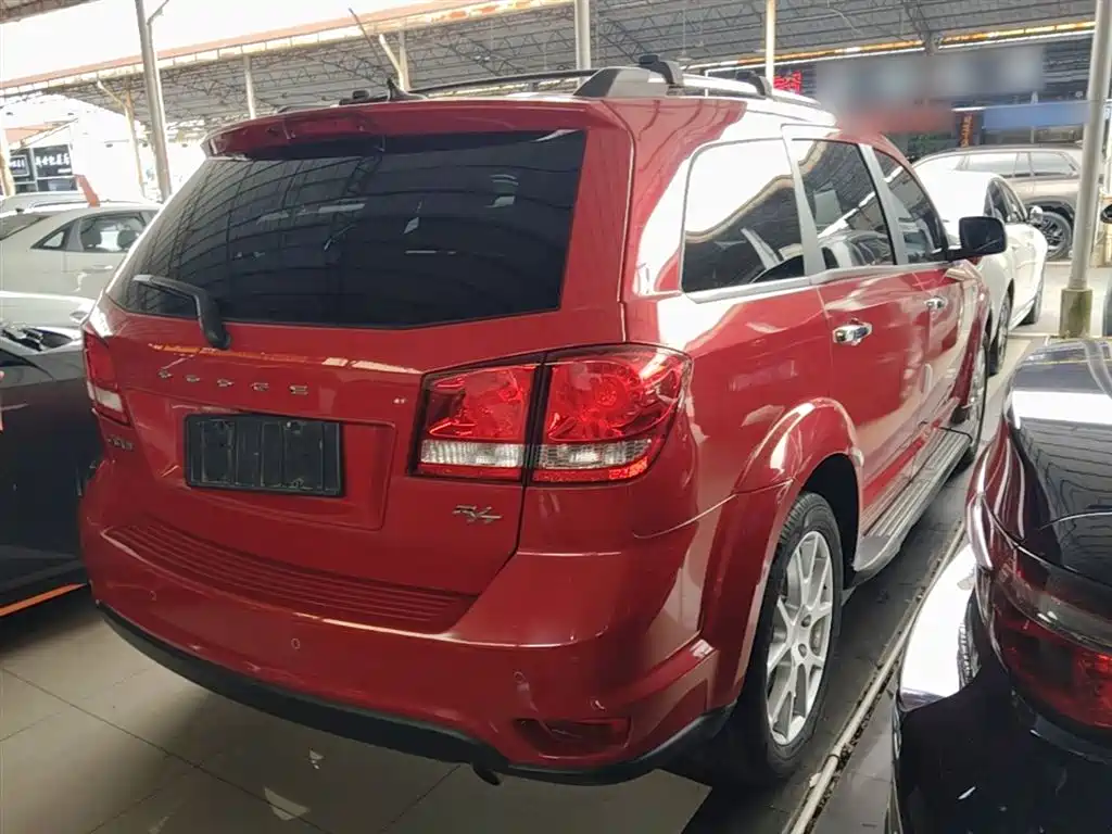 Journey 2.4 L 2 WD Premium Style