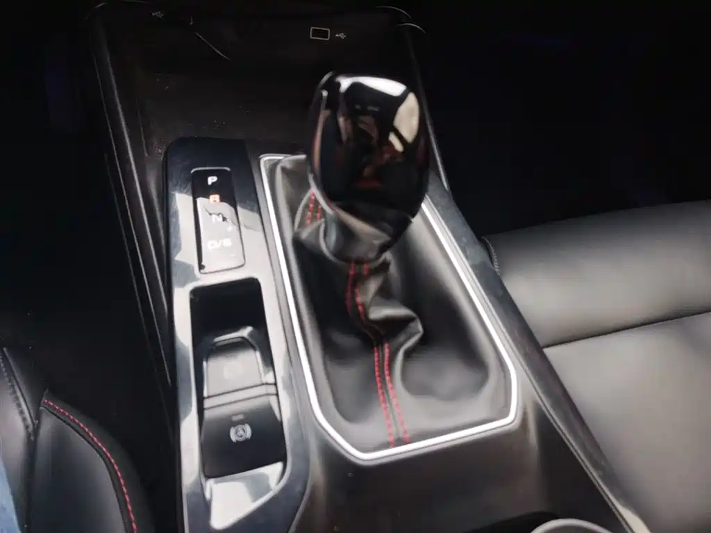 MG5 180 DVVT CVT Youth Luxury