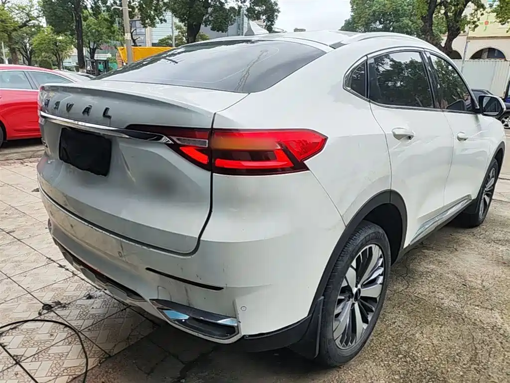 Haval F7 x 2.0 T 2 WD Ultimate Smart Tech