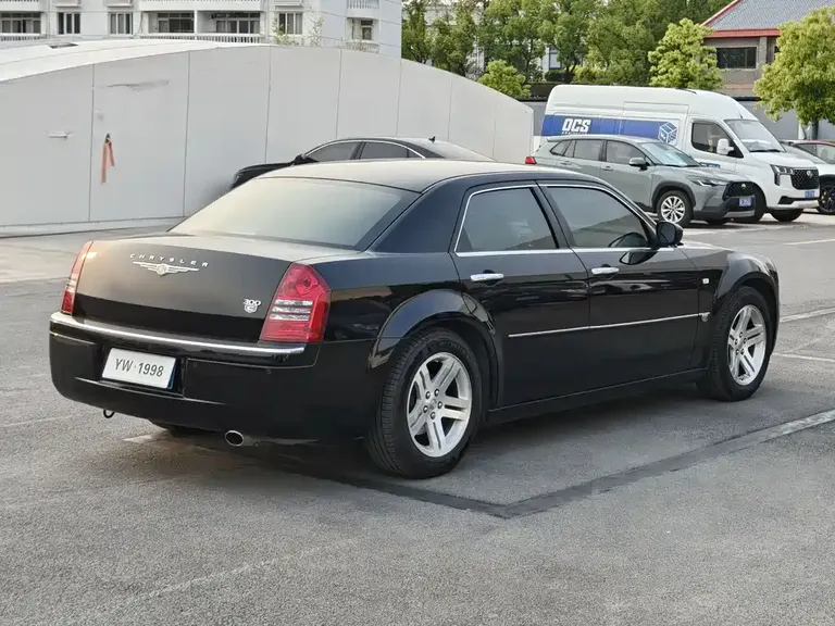 Chrysler 300 C 2.7 L Business