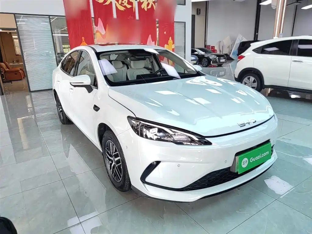 Seal 05 DM-i DM-i Smart Drive 120 KM Flagship
