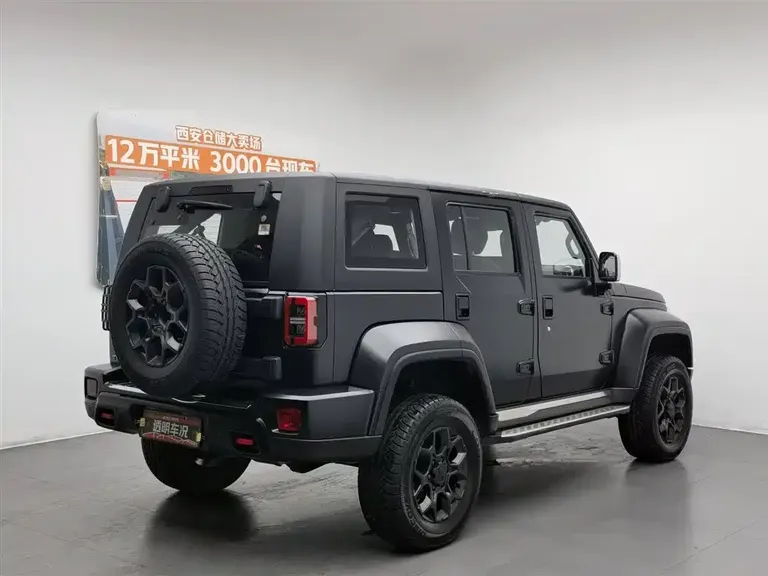 BAIC BJ40 2.0 D Auto 4 WD Blade Hero Swordsman