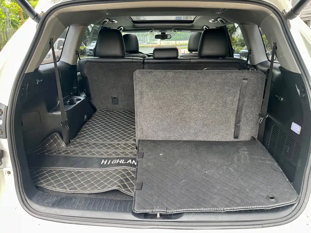 Highlander 2.0 T 2 WD Luxury 7-seat