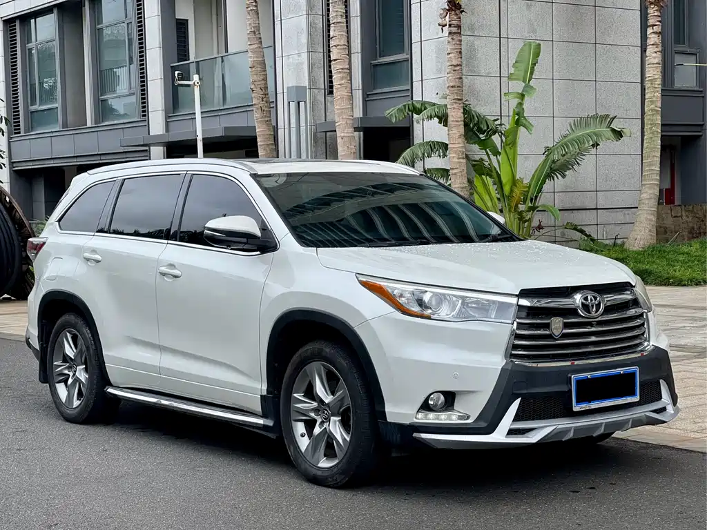 Highlander 2.0 T 2 WD Luxury 7-seat