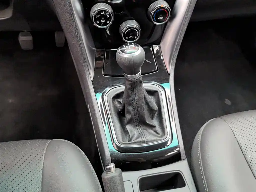 BYD F3 比亚迪F3 2020款 1.5 L 手动豪华版