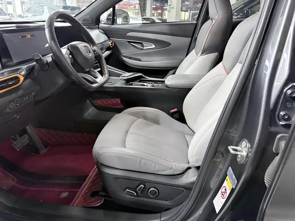 Changan UNI-T 1.5 T Sport Flagship