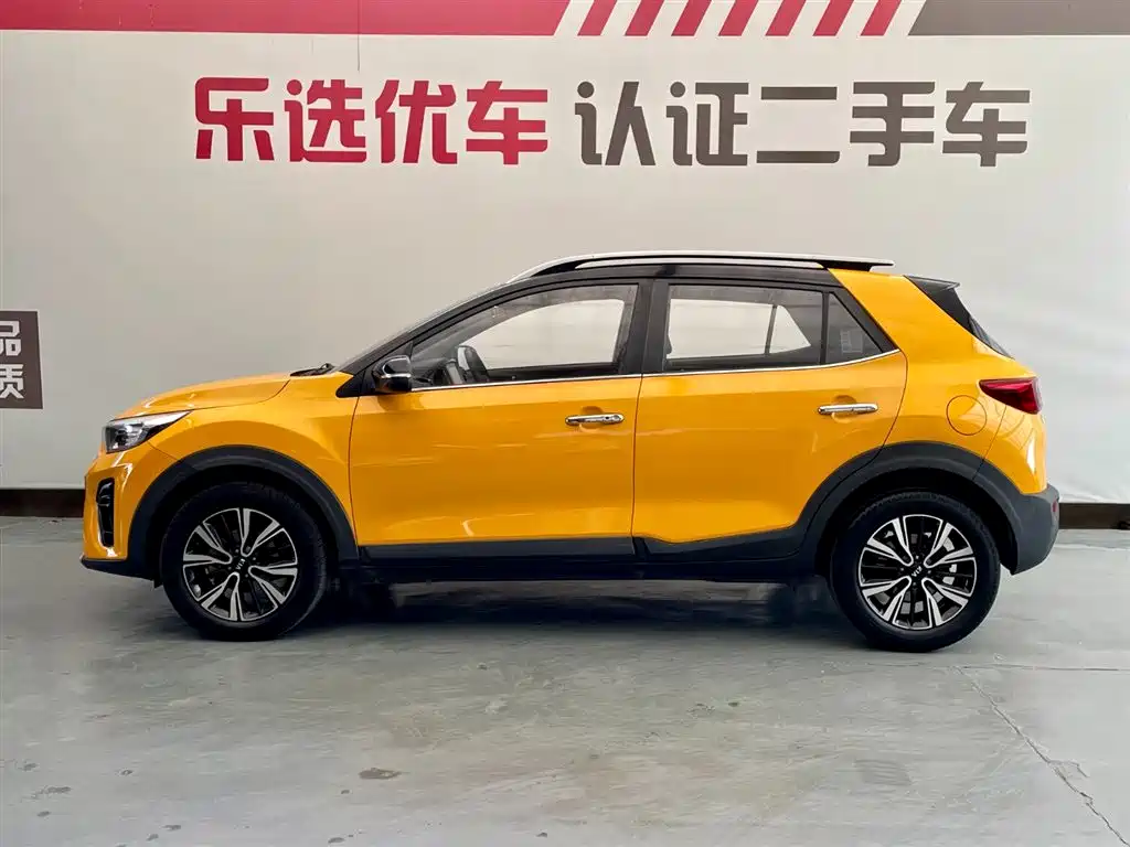 Stonic 1.4 L Auto Fun Enjoyment CN-V
