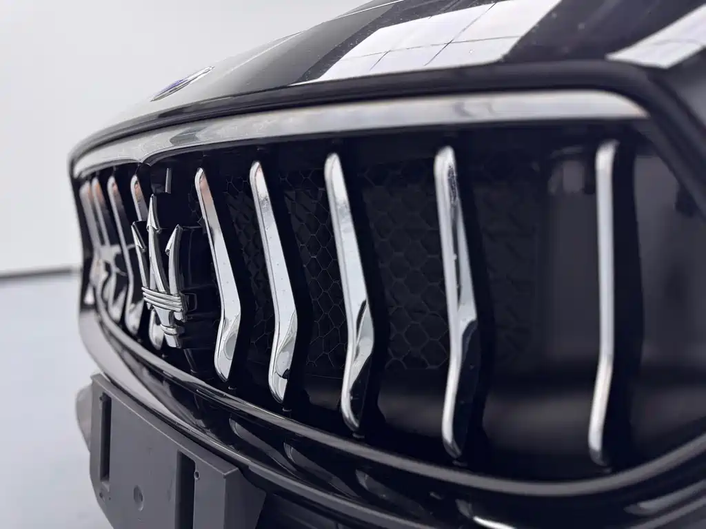 Quattroporte 3.0 T Standard