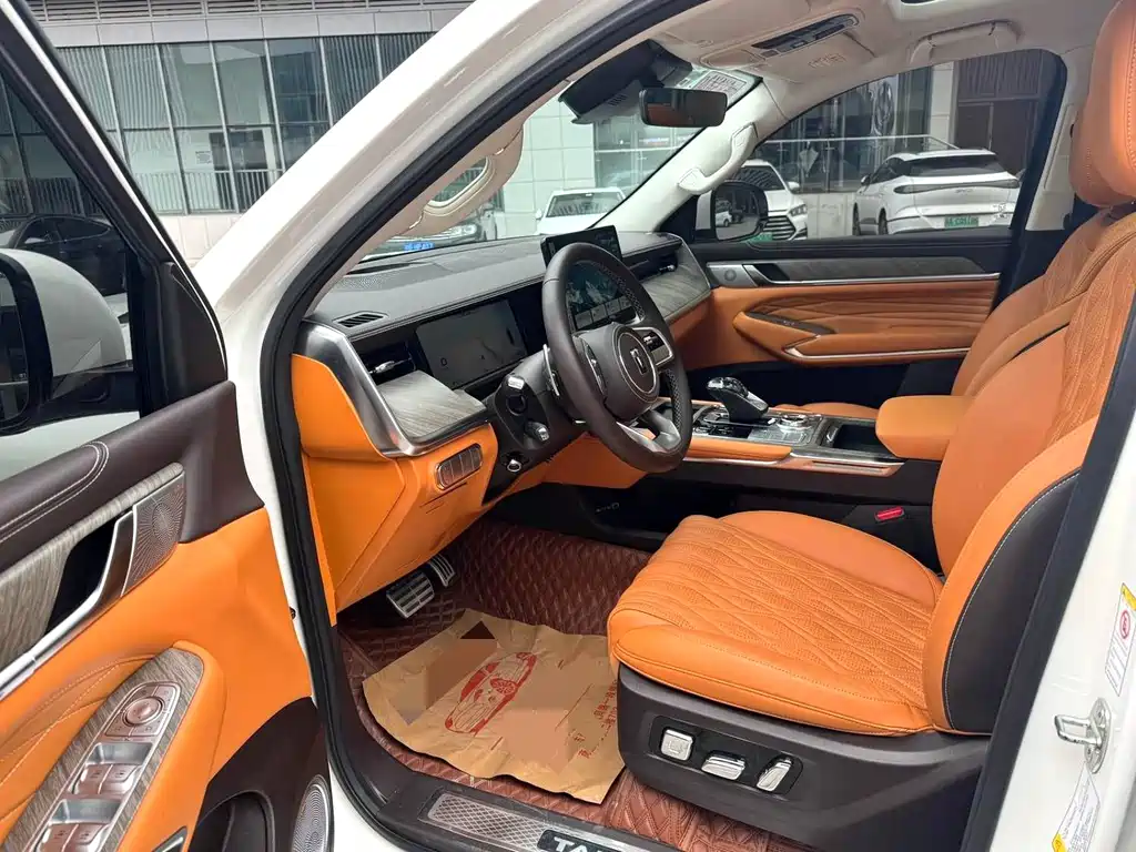 Tank 500 3.0 T Business Realm 5-seat