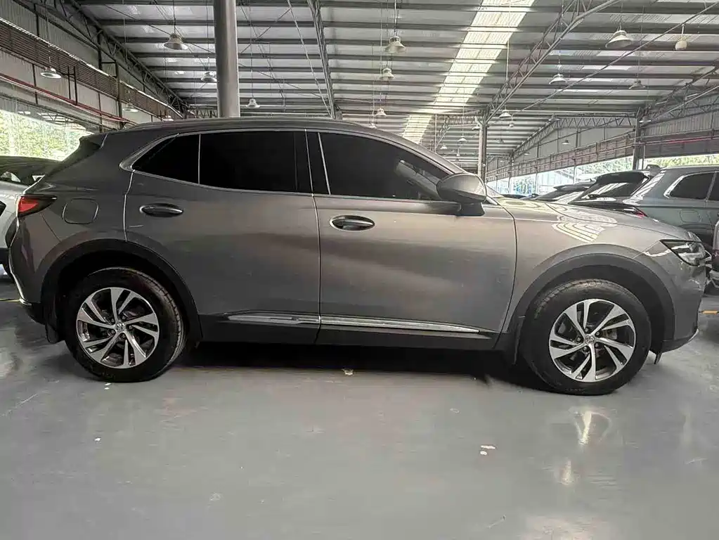 Envision S Facelift Envision S 552 T 2 WD Elite