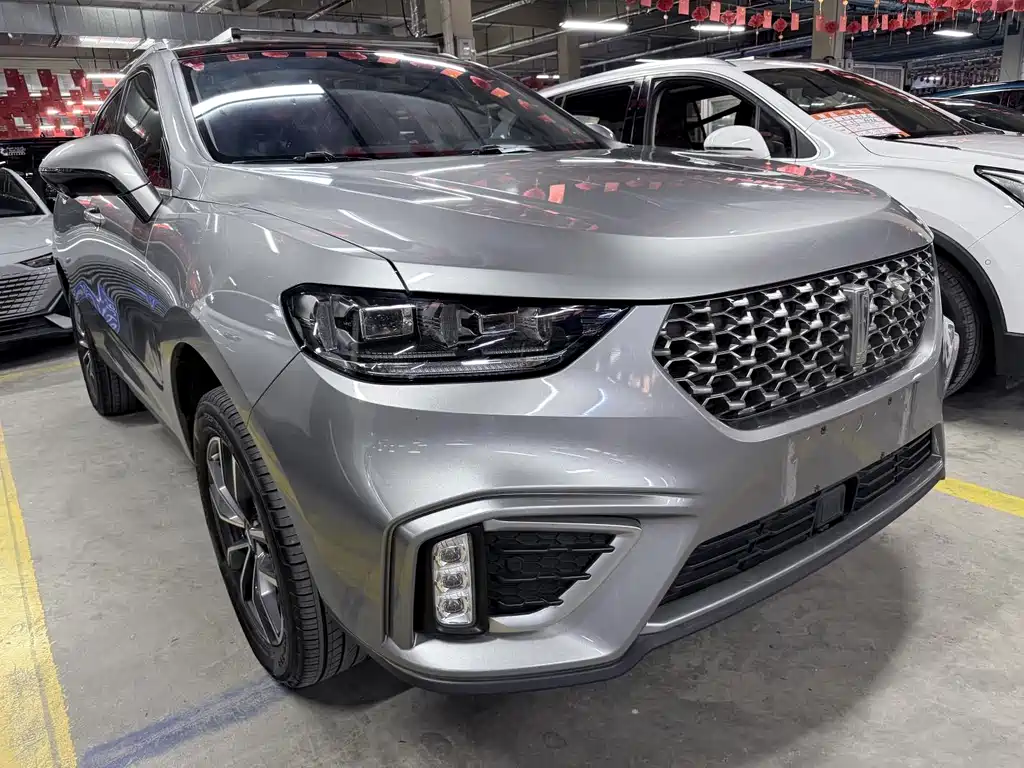 WEY VV5 1.5 T 2 WD Smart Pioneer