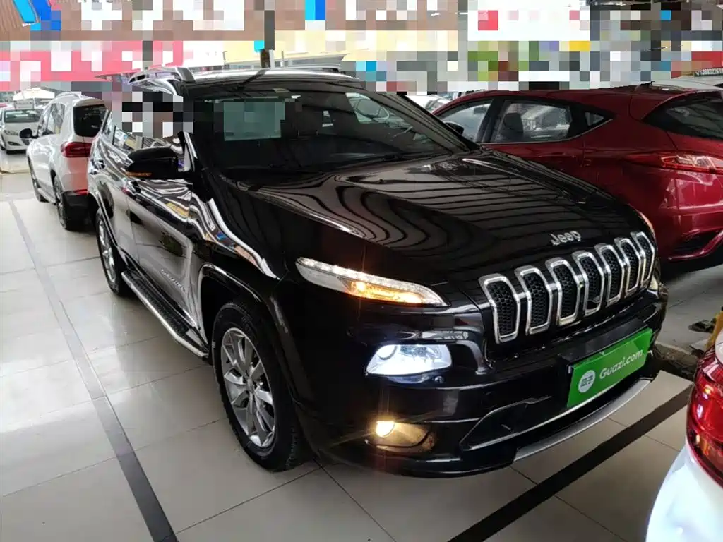 Cherokee 自由光 2017款 2.4 L 专业版