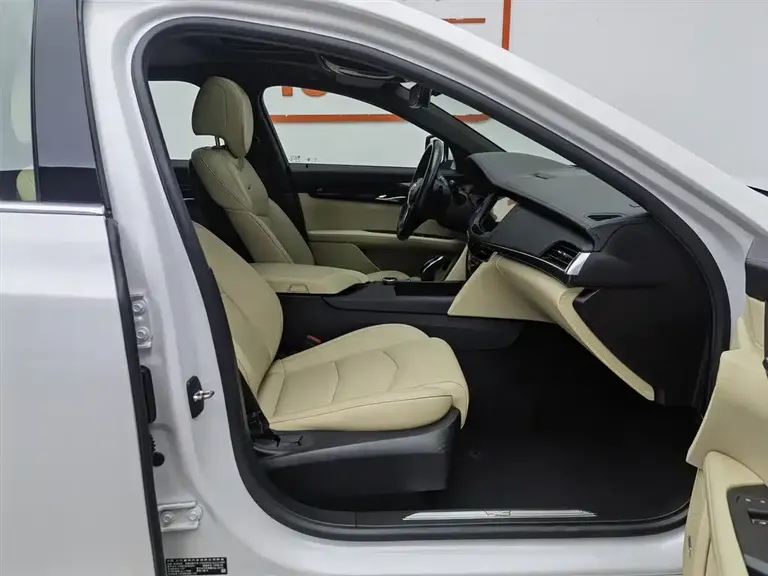 Cadillac CT6 28 T Fashion