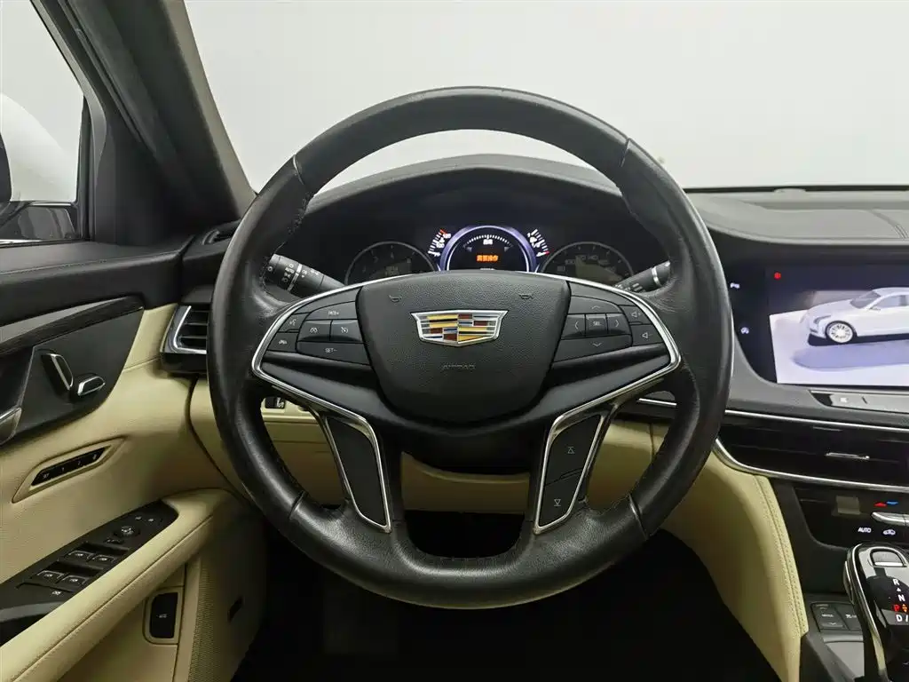 Cadillac CT6 28 T Fashion
