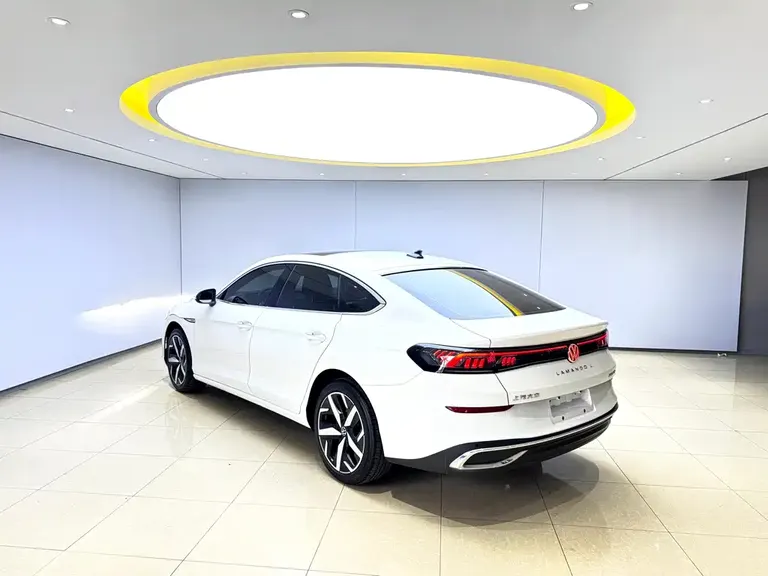 Volkswagen Lamando Lamando L 280 TSI DSG Spicy Cool