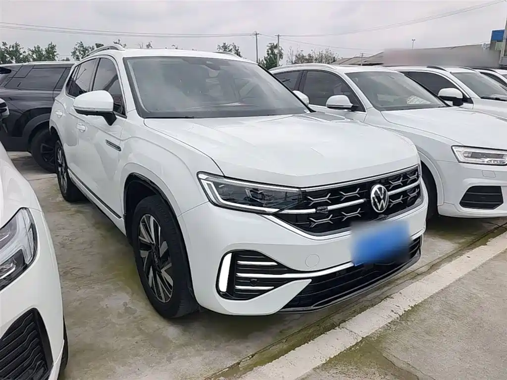 Tayron 330 TSI 2 WD R-Line High Energy