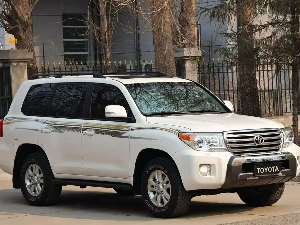 Land Cruiser 4.0 L Auto VX
