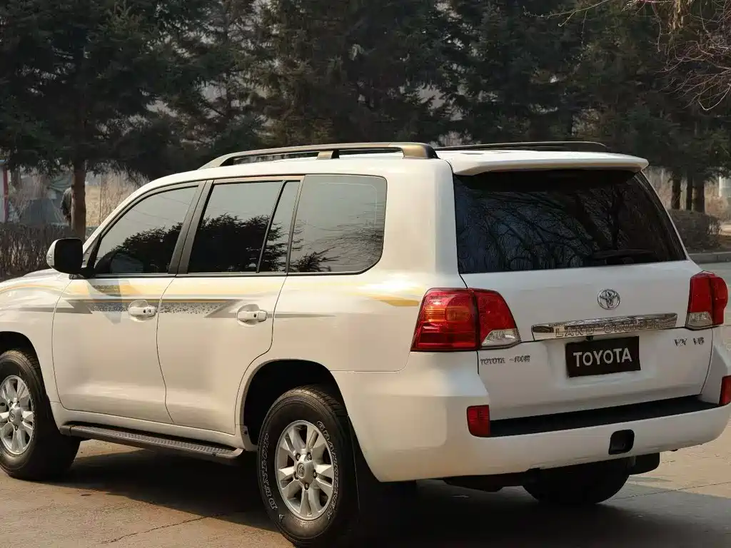 Land Cruiser 4.0 L Auto VX