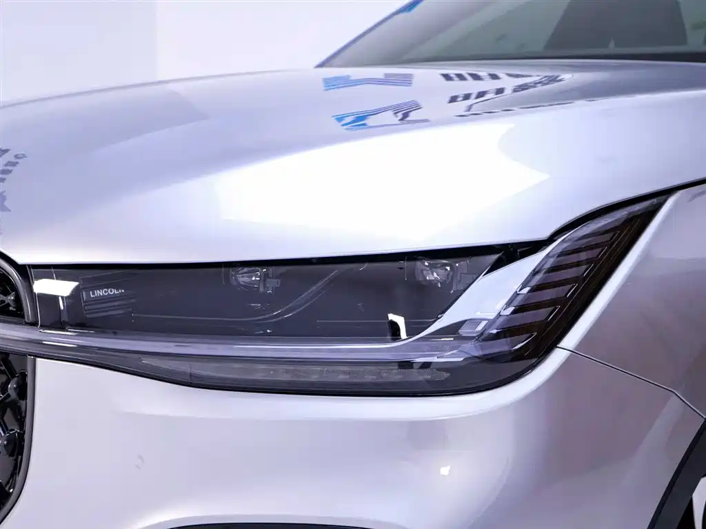Nautilus 航海家 2026款 2.0 T 四驱亚特兰蒂斯尊享版