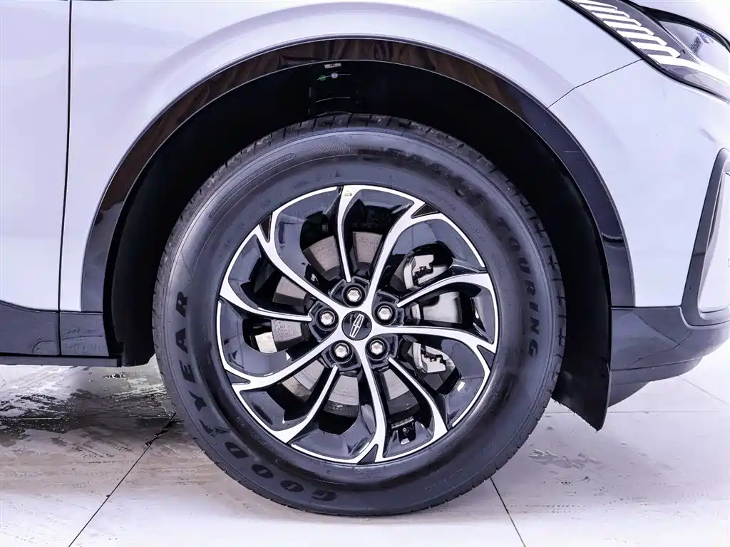 Nautilus 航海家 2026款 2.0 T 四驱亚特兰蒂斯尊享版